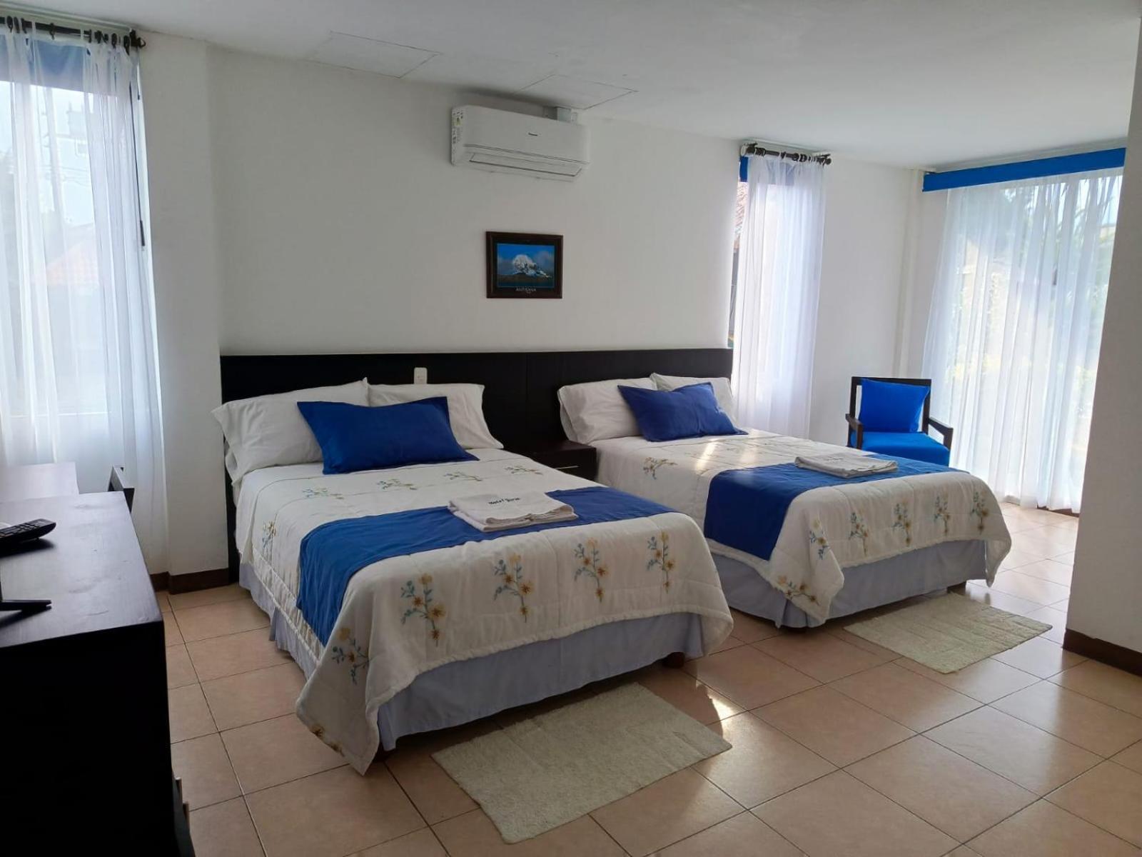 Hotel Yurak Archidona Εξωτερικό φωτογραφία